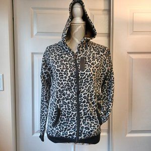 NWT! Cheetah Lined Hoodie with Pockets and Front Zipper (3687)